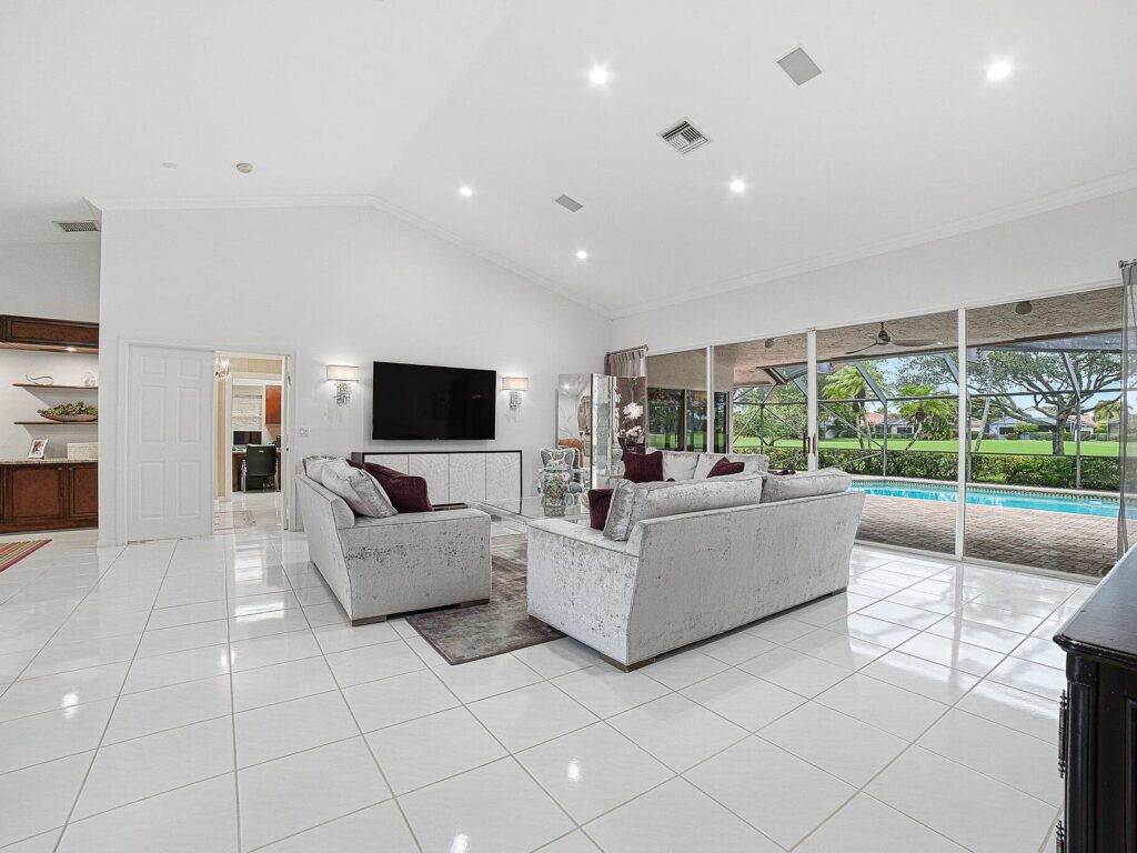 10791 River Glenn Drive