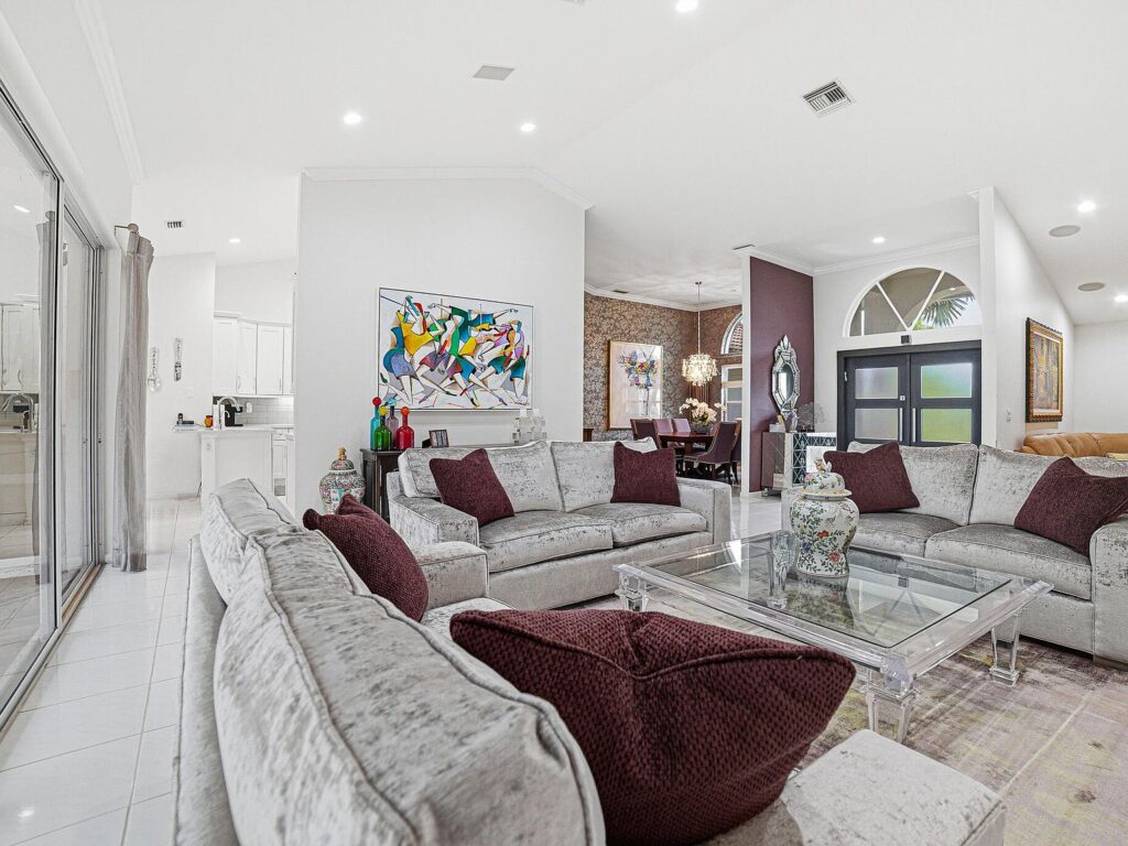 10791 River Glenn Drive