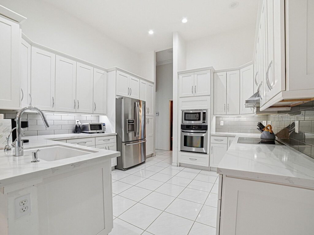 10791 River Glenn Drive