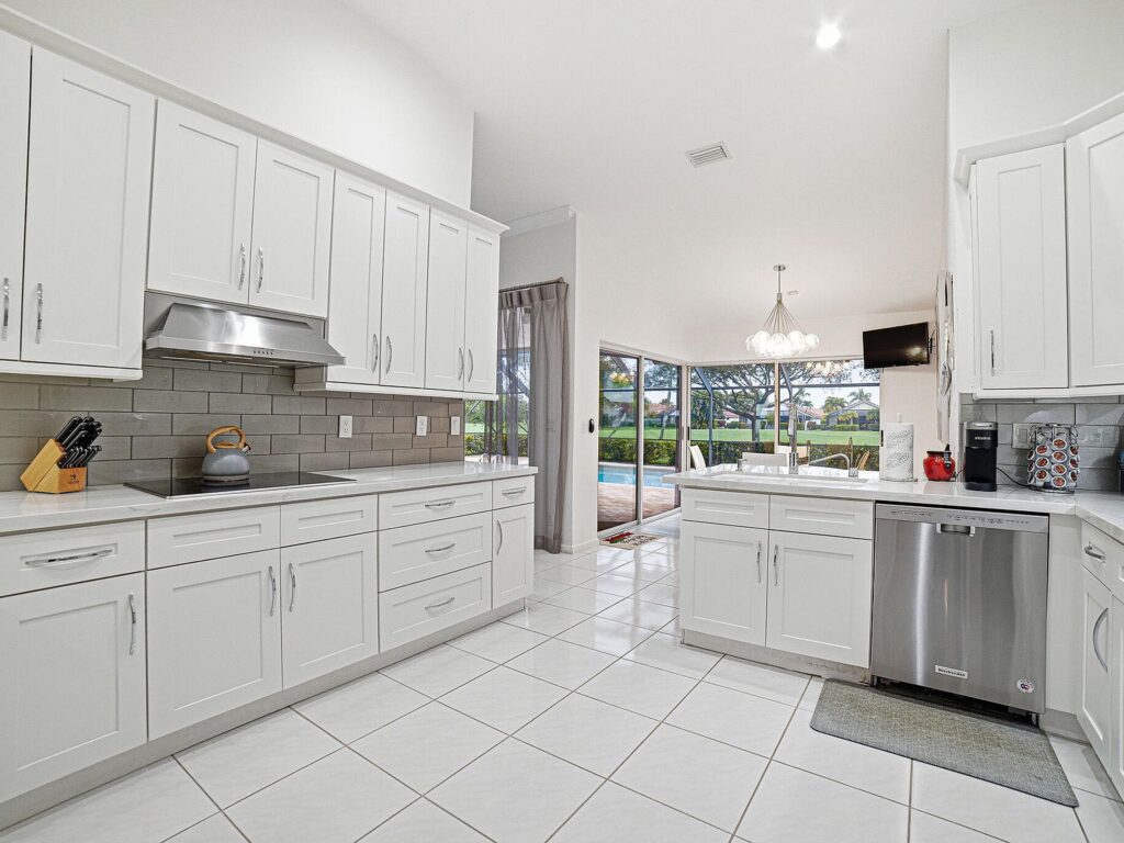 10791 River Glenn Drive