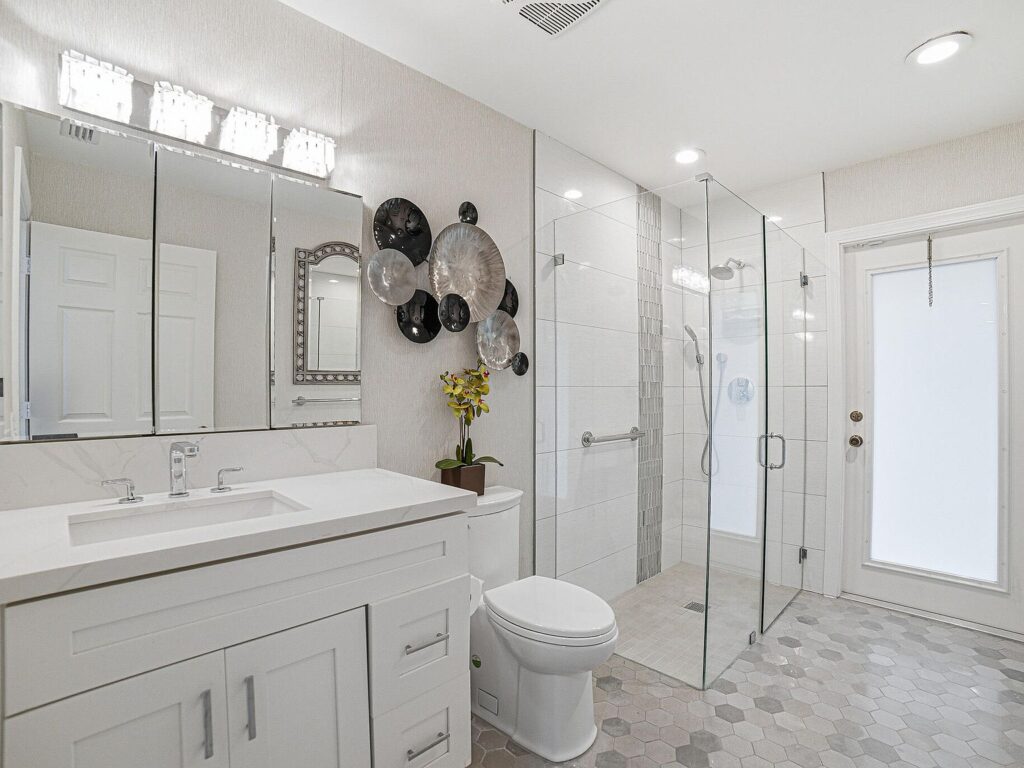 10791 River Glenn Drive