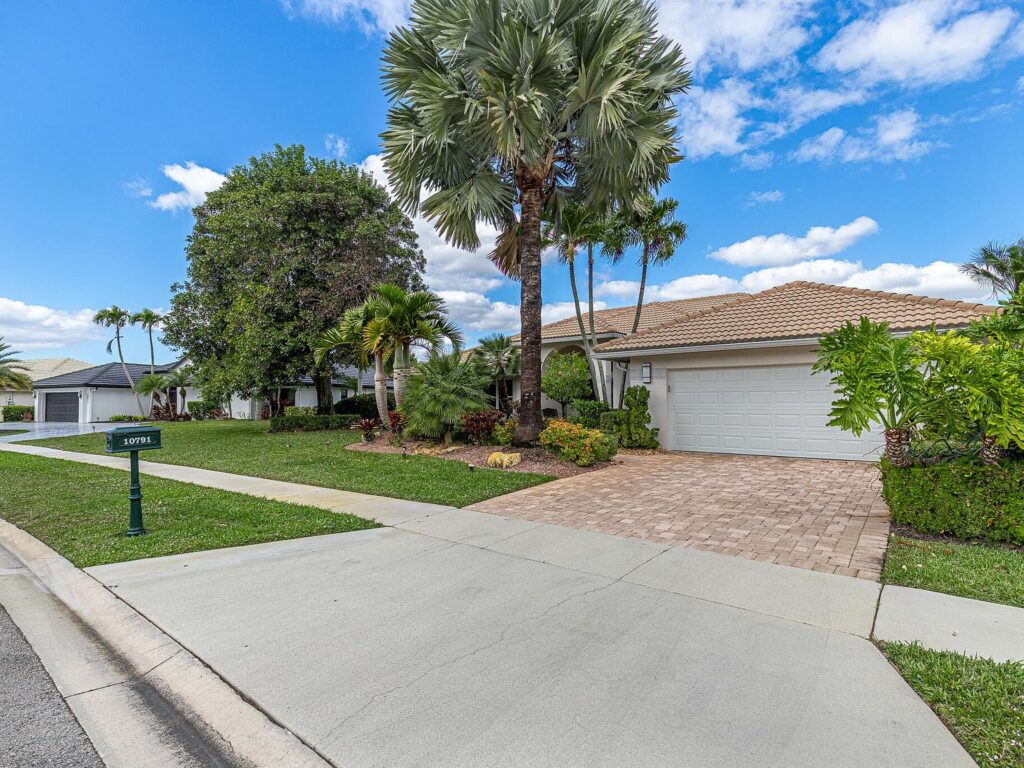 10791 River Glenn Drive