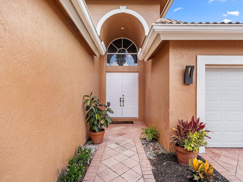 10786 Greenbriar Villa Drive