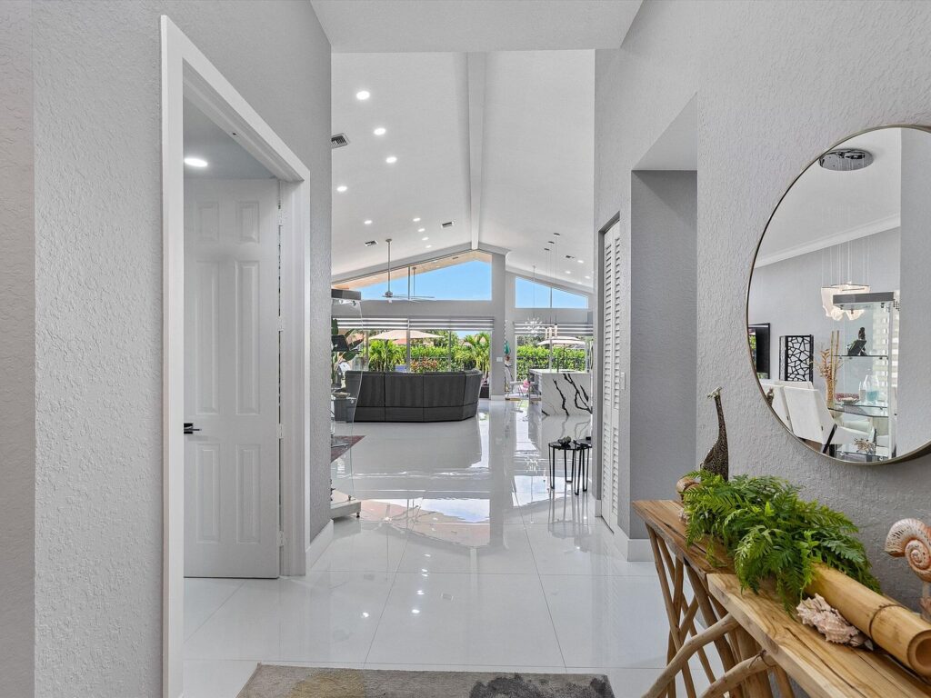 10786 Greenbriar Villa Drive