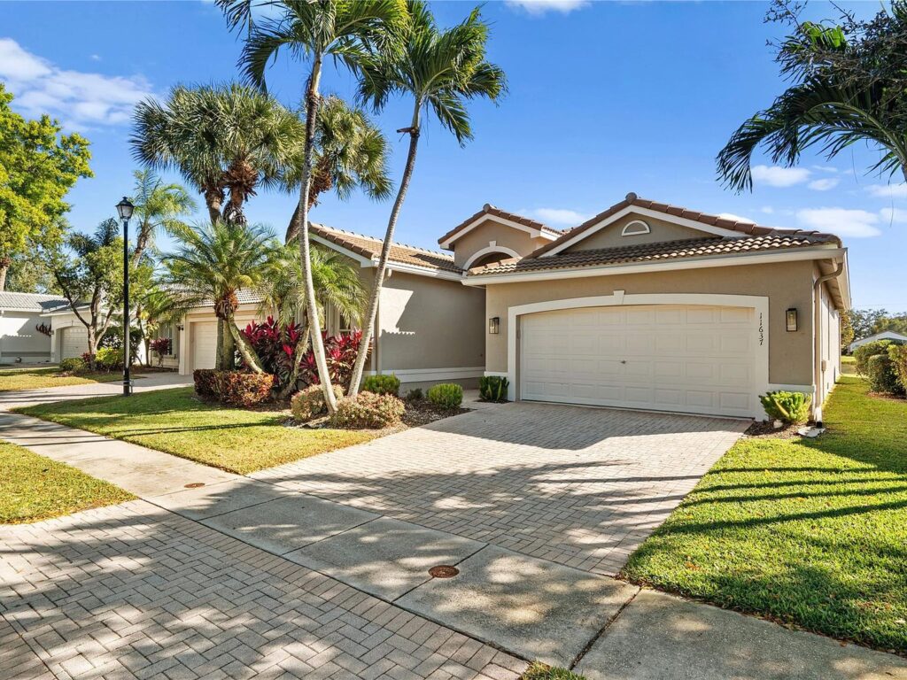 11637 Castellon Court, Boynton Beach, FL 33437