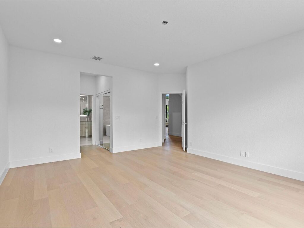 21300 Waycross Drive